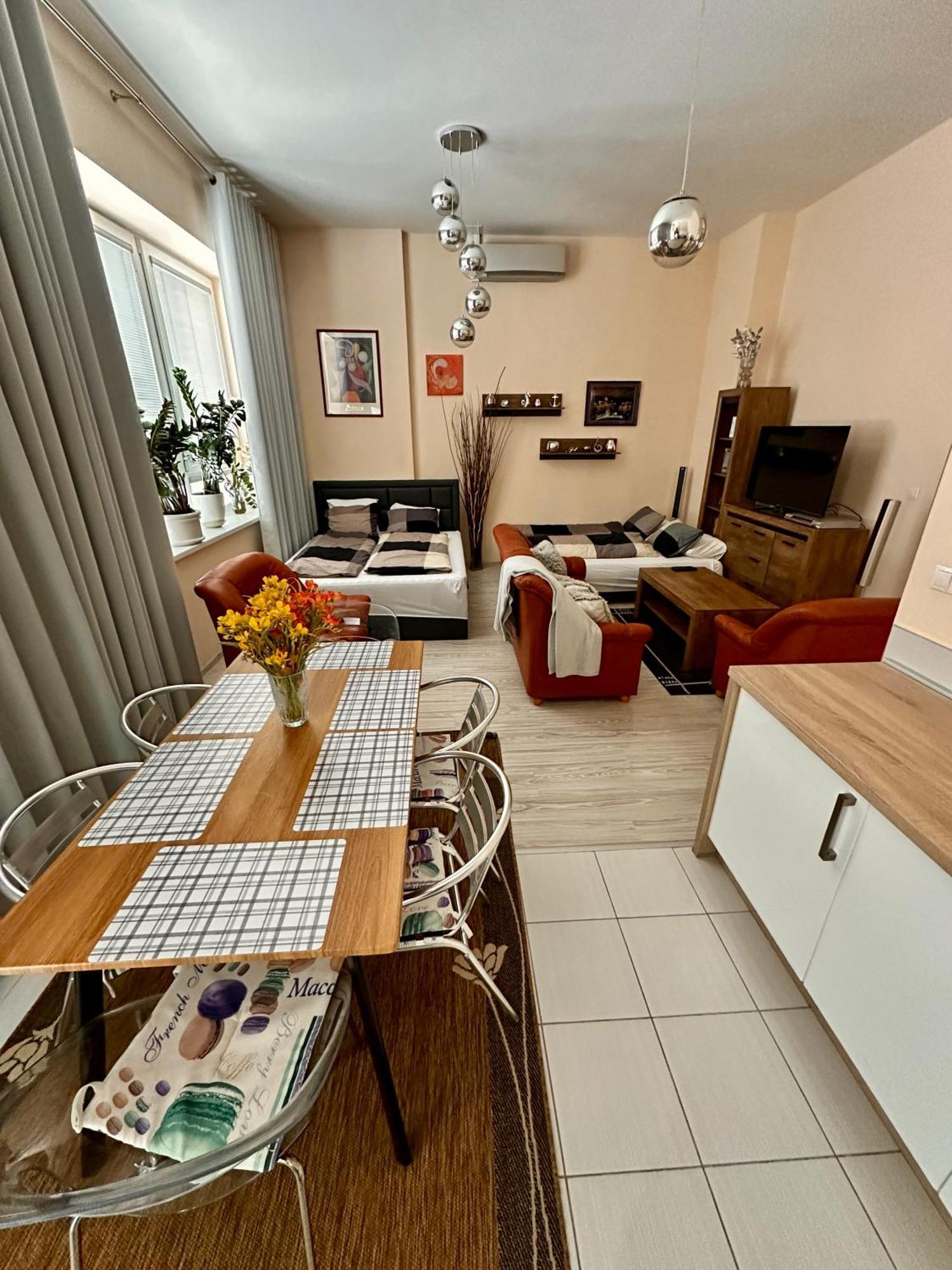 Princess Main Square Apartment Poprad Dış mekan fotoğraf